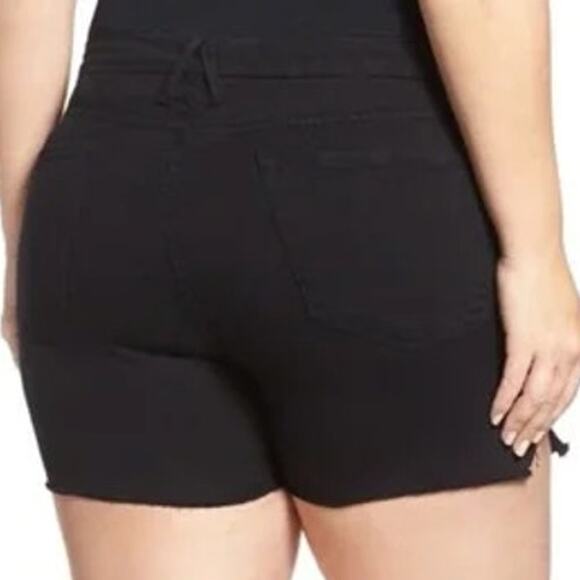 Good American Black Cut Off Jean Shorts Plus Size 24 - Picture 9 of 11